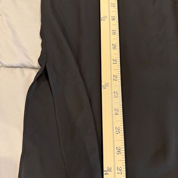 NWT Halston Long Sheer Tunic Top Black Side Slits Button Front Size Medium - Picture 10 of 12